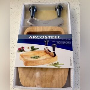 Mezzaluna Knife with Wooden Cutting Board